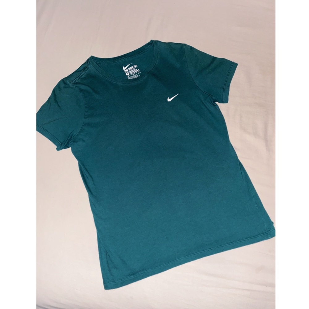 🌟SALE🌟Nike Womens Athletic Tee
